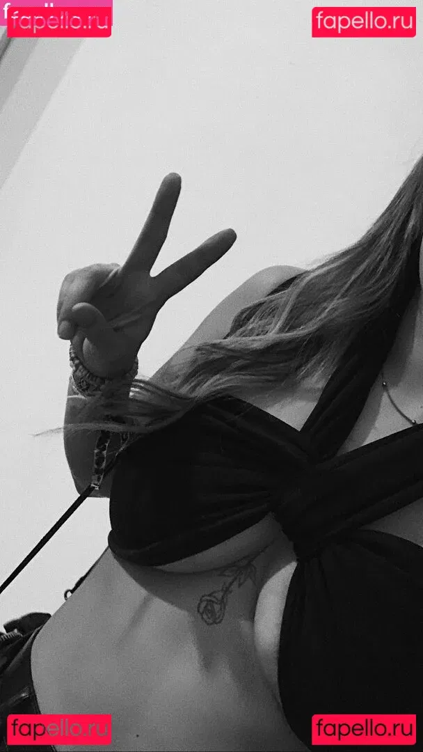 belonly Onlyfans Photo Gallery 