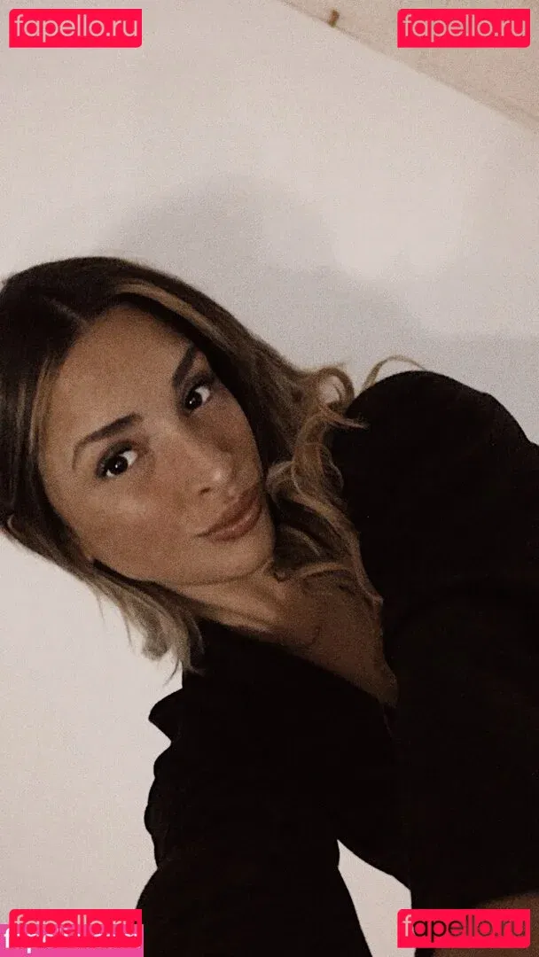 belonly Onlyfans Photo Gallery 