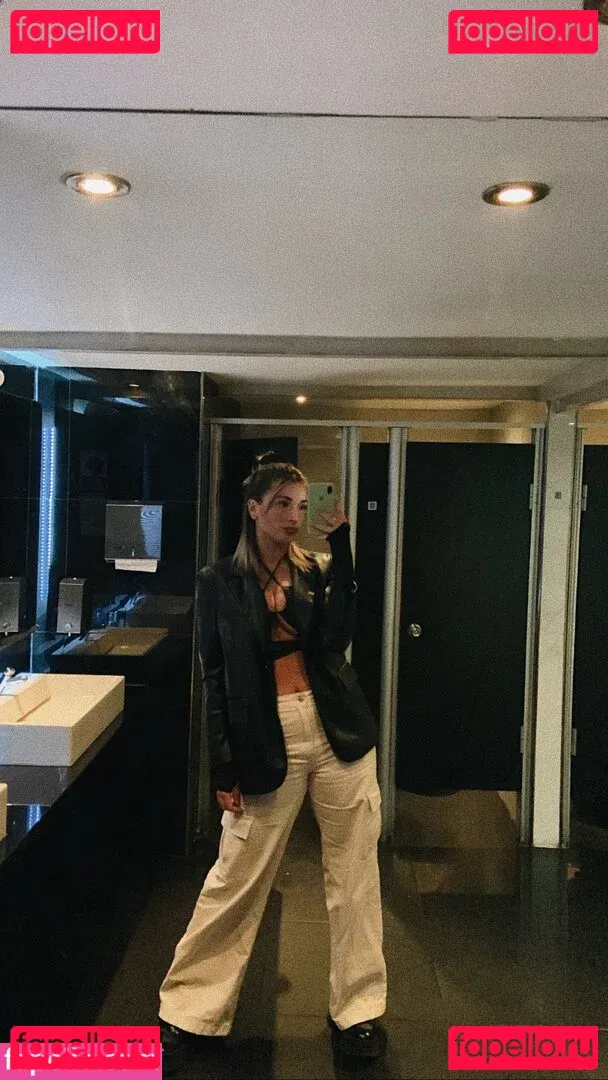 belonly Onlyfans Photo Gallery 