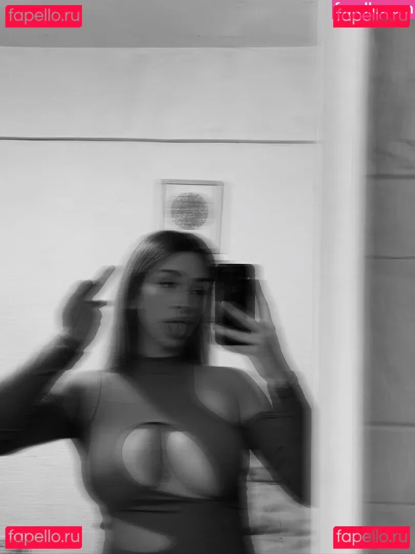 belonly Onlyfans Photo Gallery 