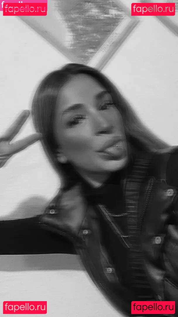 belonly Onlyfans Photo Gallery 