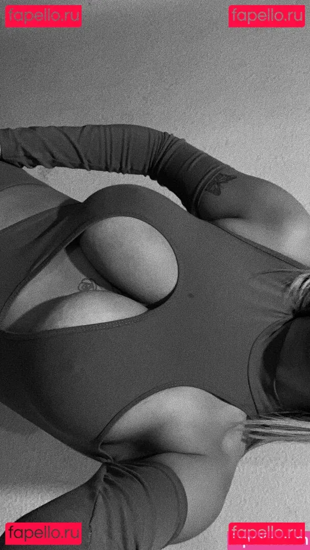 belonly Onlyfans Photo Gallery 