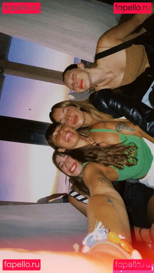 belonly Onlyfans Photo Gallery 