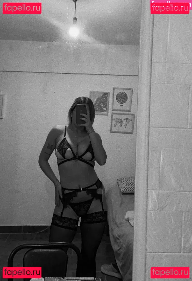 belonly Onlyfans Photo Gallery 