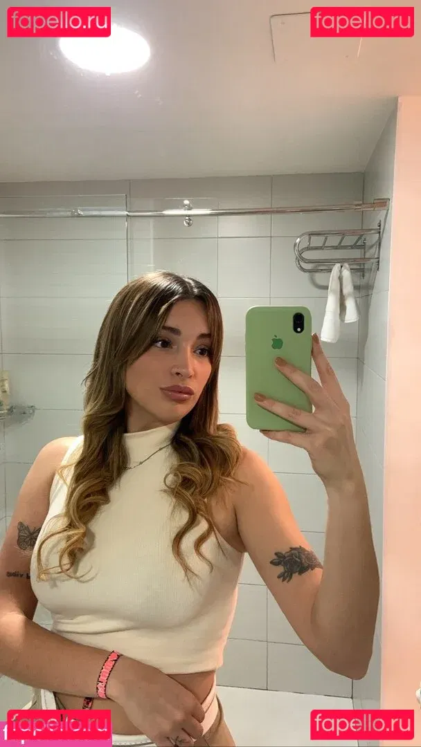 belonly Onlyfans Photo Gallery 