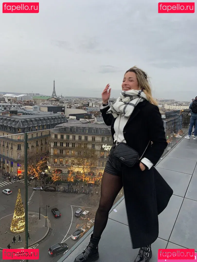 belonly Onlyfans Photo Gallery 