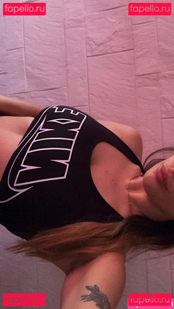 belonly Onlyfans Photo Gallery 