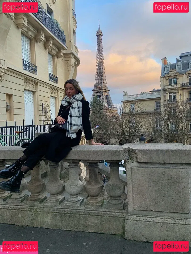 belonly Onlyfans Photo Gallery 