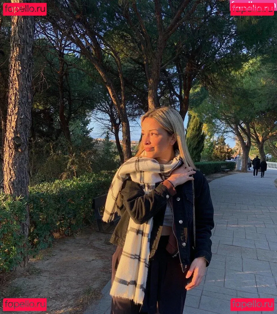 belonly Onlyfans Photo Gallery 