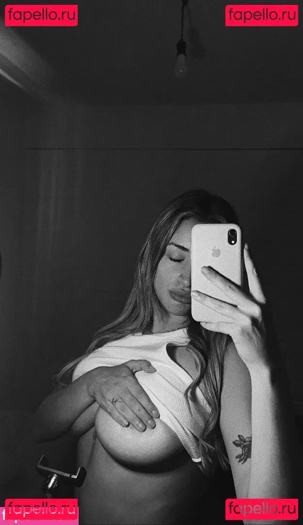 belonly Onlyfans Photo Gallery 