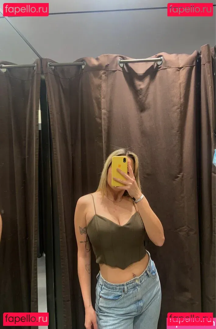 belonly Onlyfans Photo Gallery 