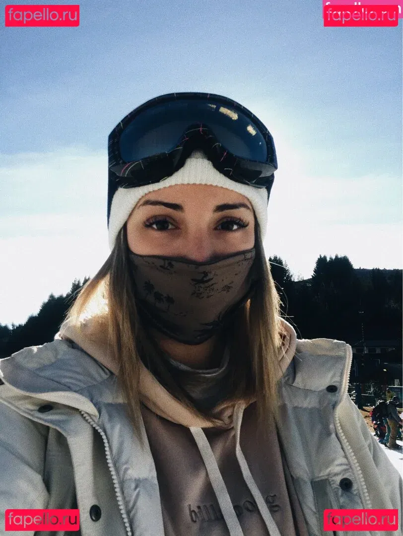 belonly Onlyfans Photo Gallery 