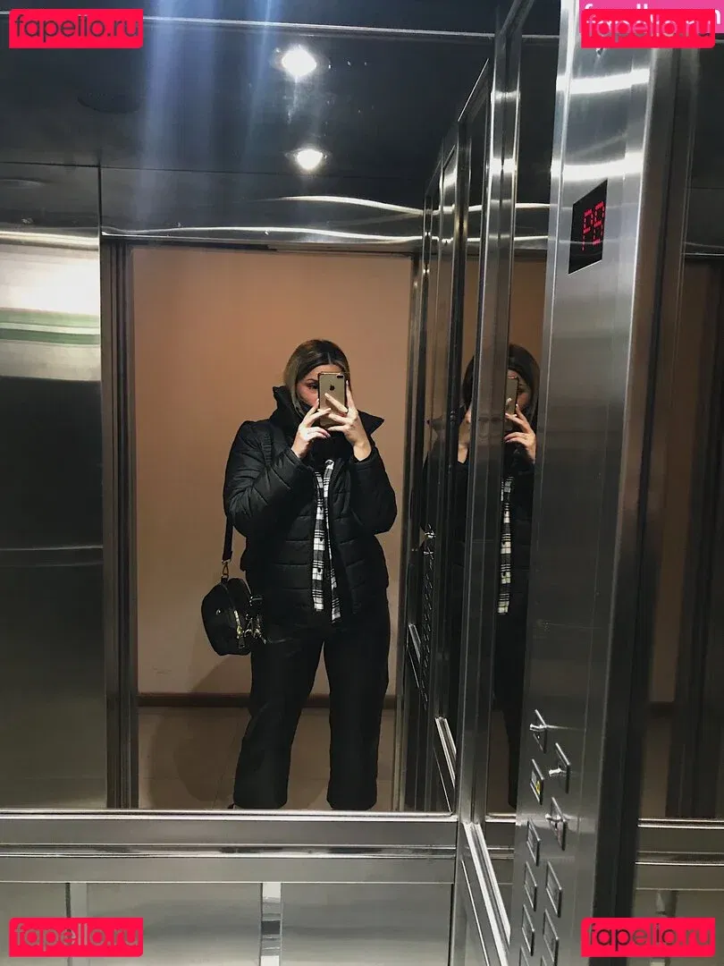 belonly Onlyfans Photo Gallery 