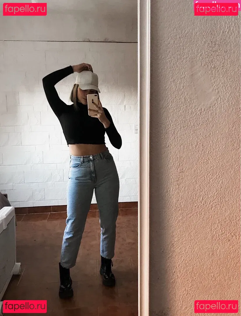 belonly Onlyfans Photo Gallery 