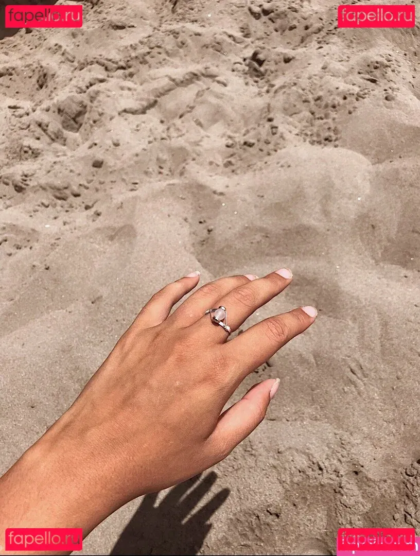 belonly Onlyfans Photo Gallery 