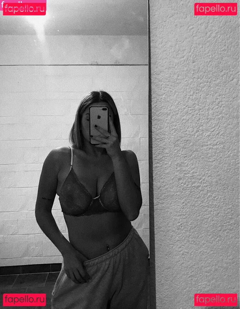 belonly Onlyfans Photo Gallery 