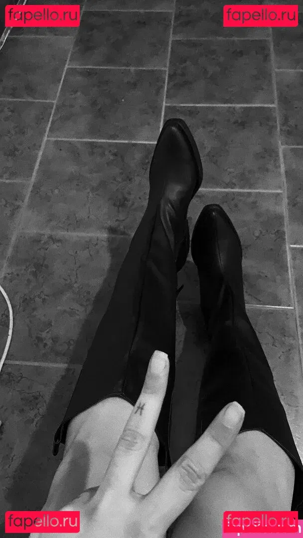 belonly Onlyfans Photo Gallery 