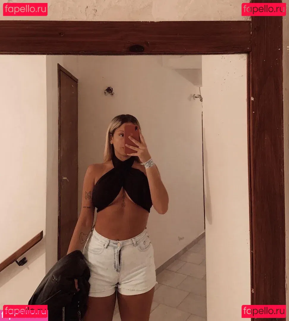 belonly Onlyfans Photo Gallery 