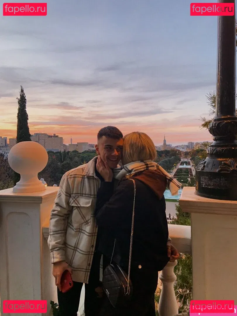 belonly Onlyfans Photo Gallery 