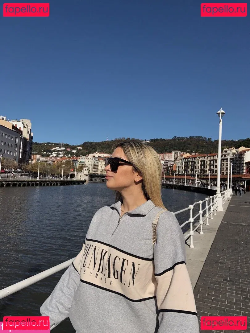 belonly Onlyfans Photo Gallery 