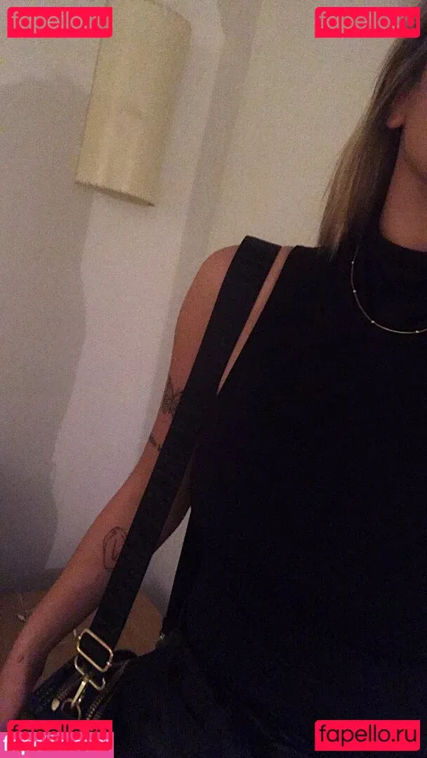 belonly Onlyfans Photo Gallery 