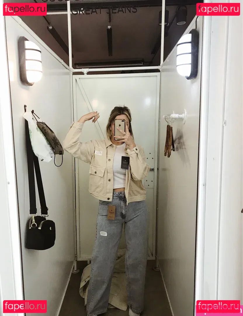 belonly Onlyfans Photo Gallery 