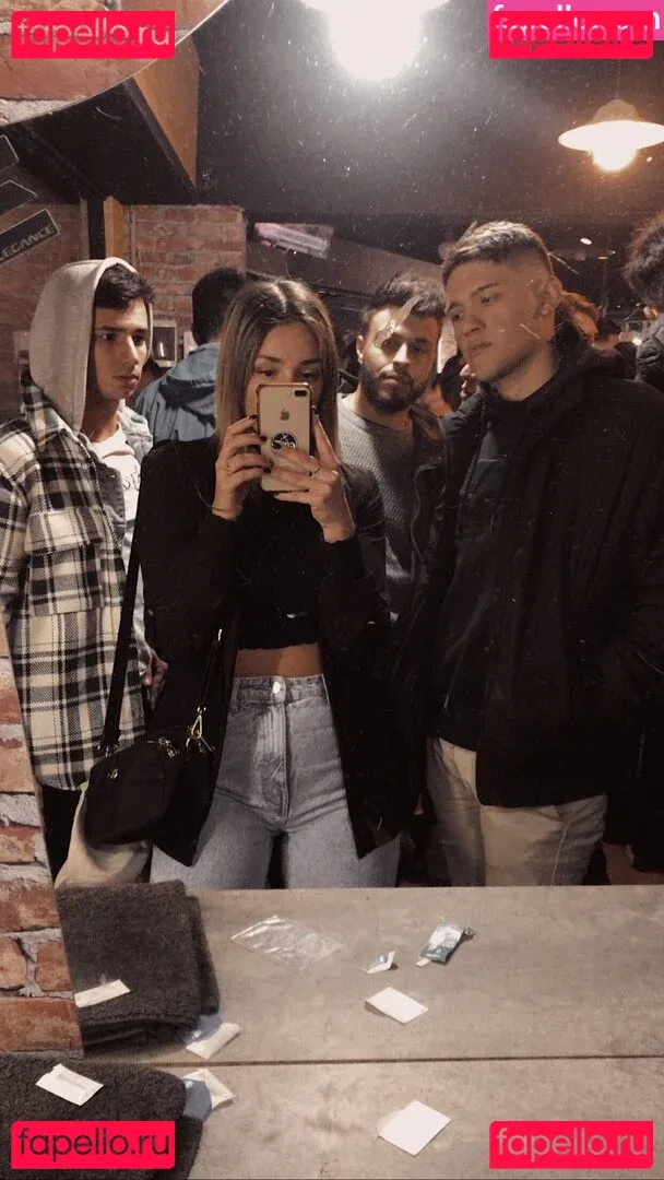 belonly Onlyfans Photo Gallery 