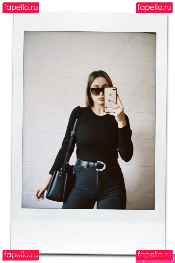 belonly Onlyfans Photo Gallery 