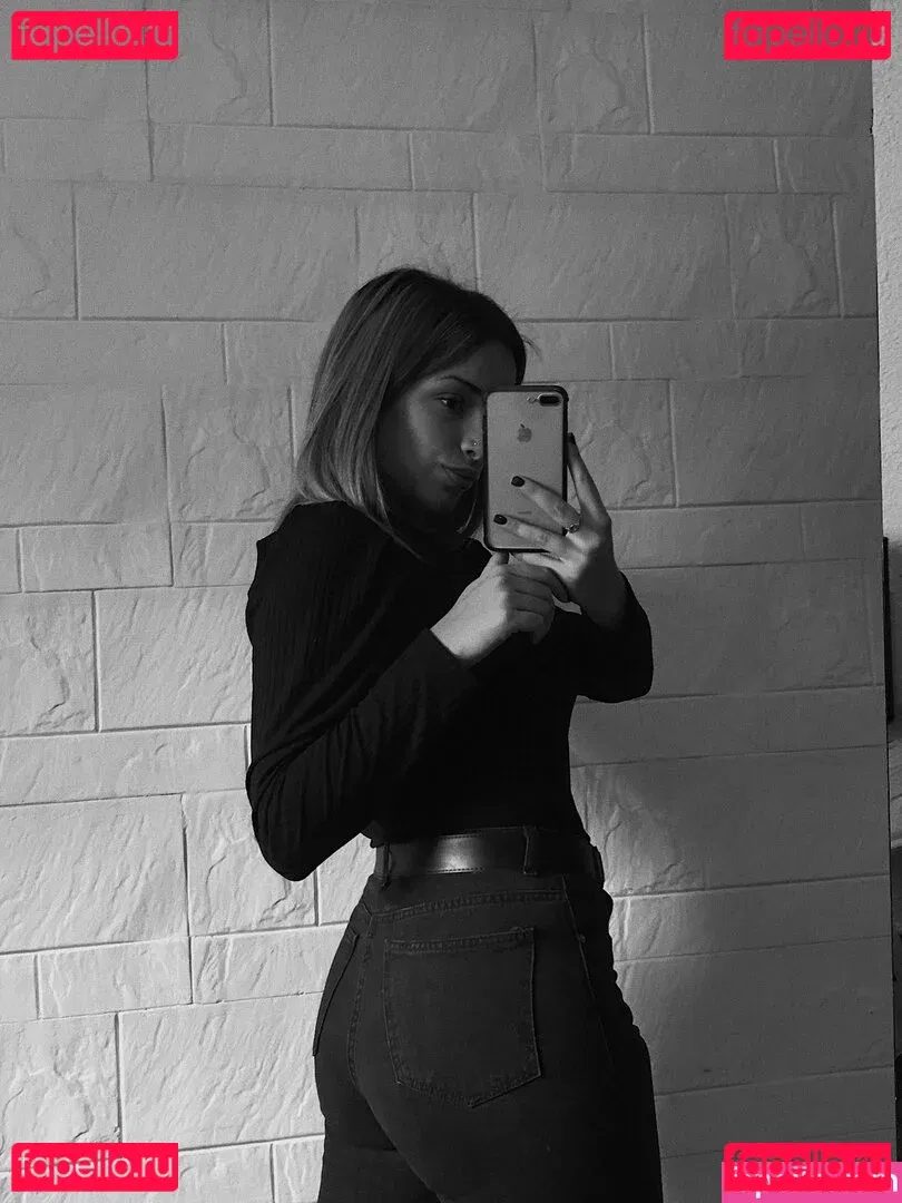 belonly Onlyfans Photo Gallery 