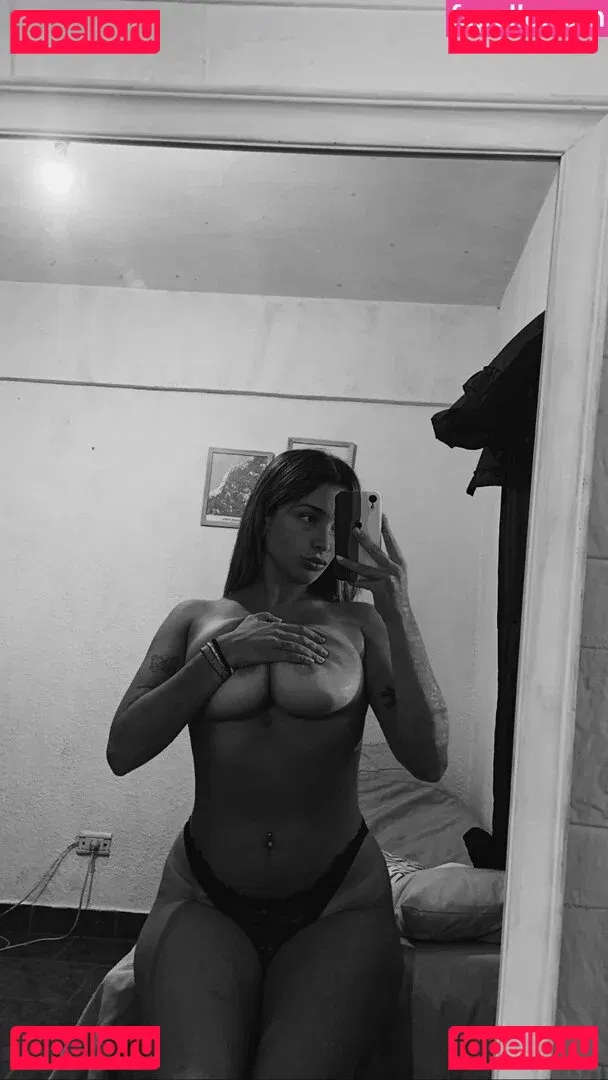 belonly Onlyfans Photo Gallery 