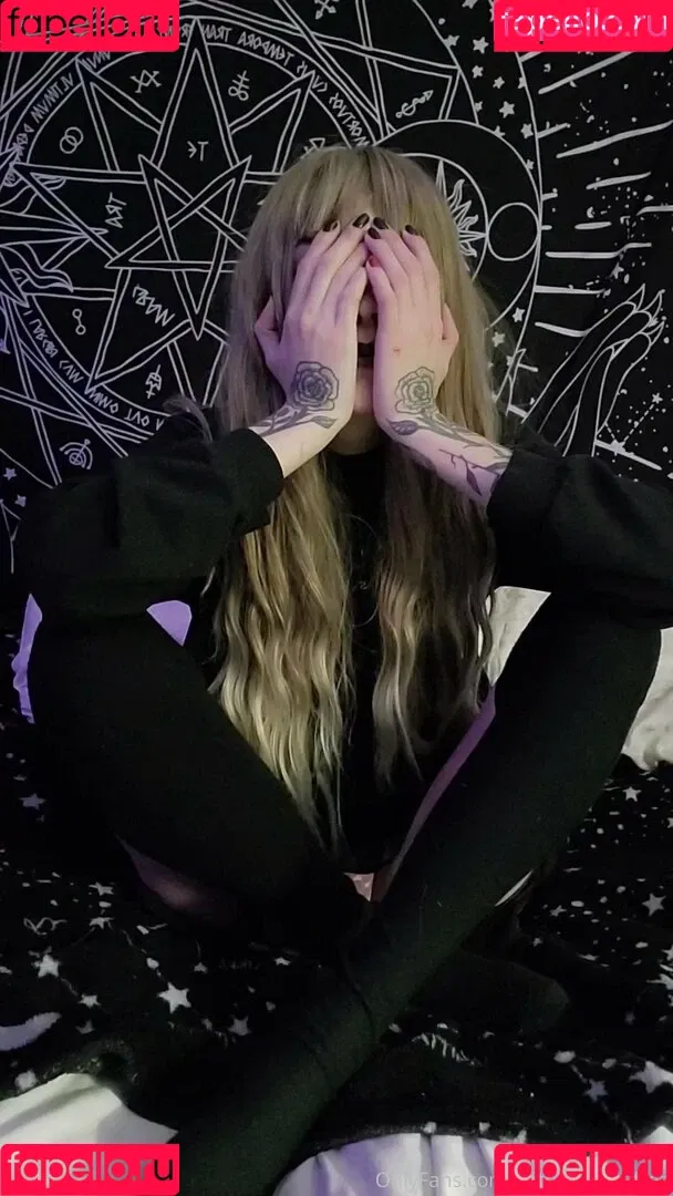goth-kitteen.free Onlyfans Photo Gallery 