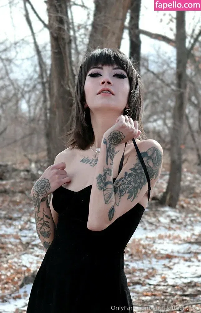 goth-kitteen.free Onlyfans Photo Gallery 