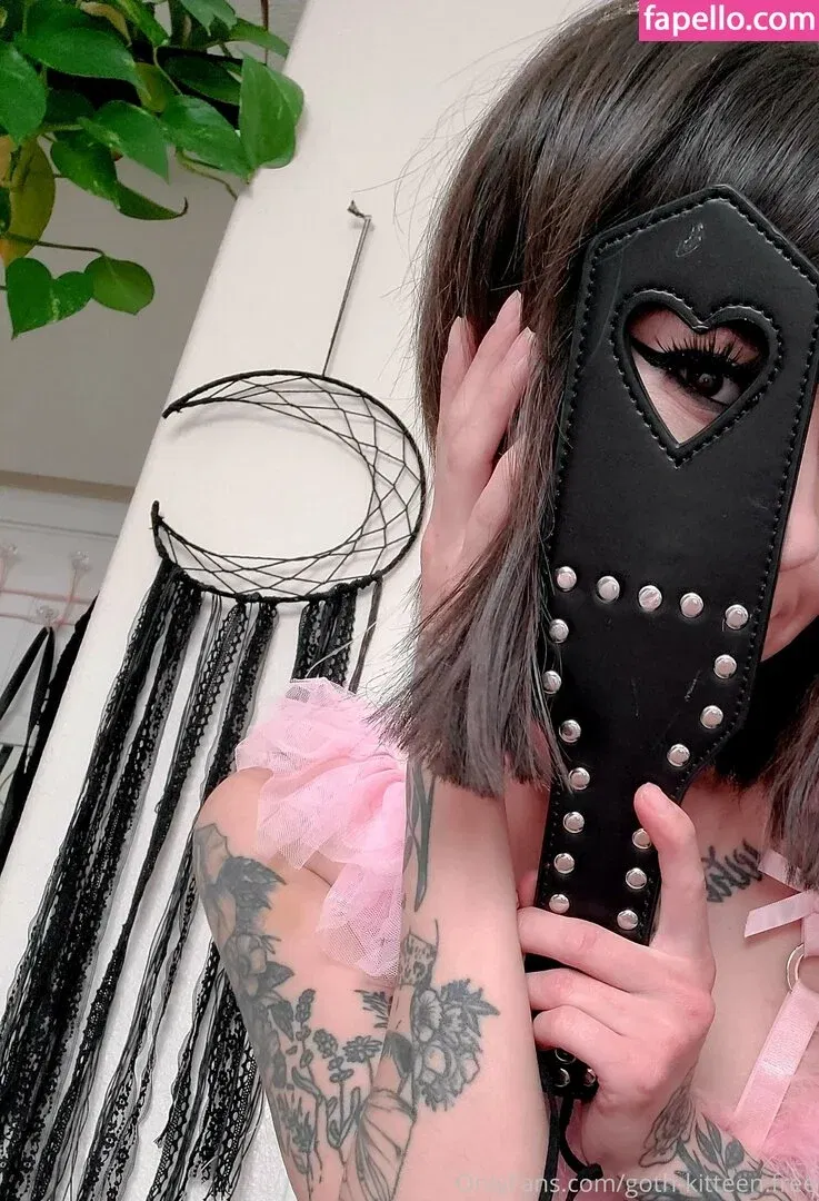 goth-kitteen.free Onlyfans Photo Gallery 
