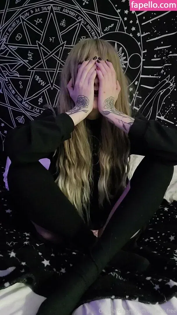 goth-kitteen.free Onlyfans Photo Gallery 