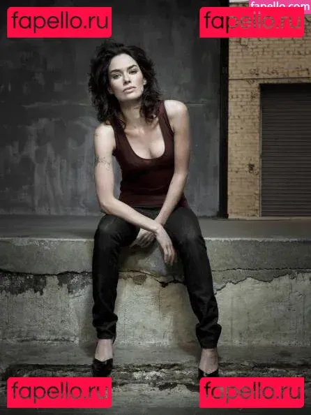Lena Headey Onlyfans Photo Gallery 