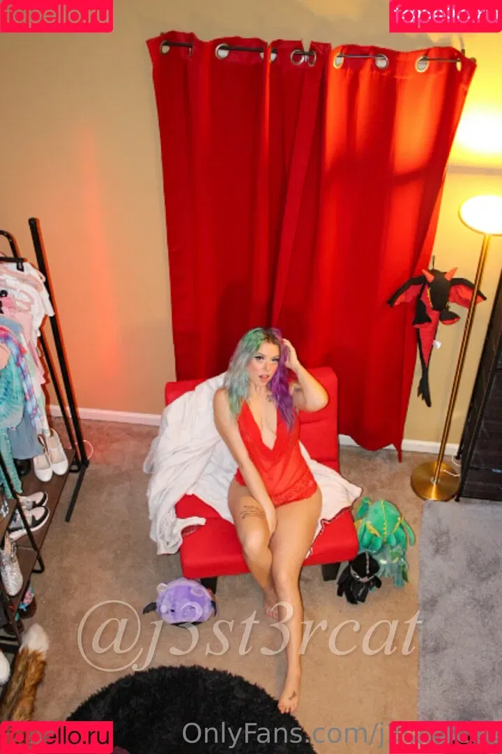 j3st3rcat Onlyfans Photo Gallery 