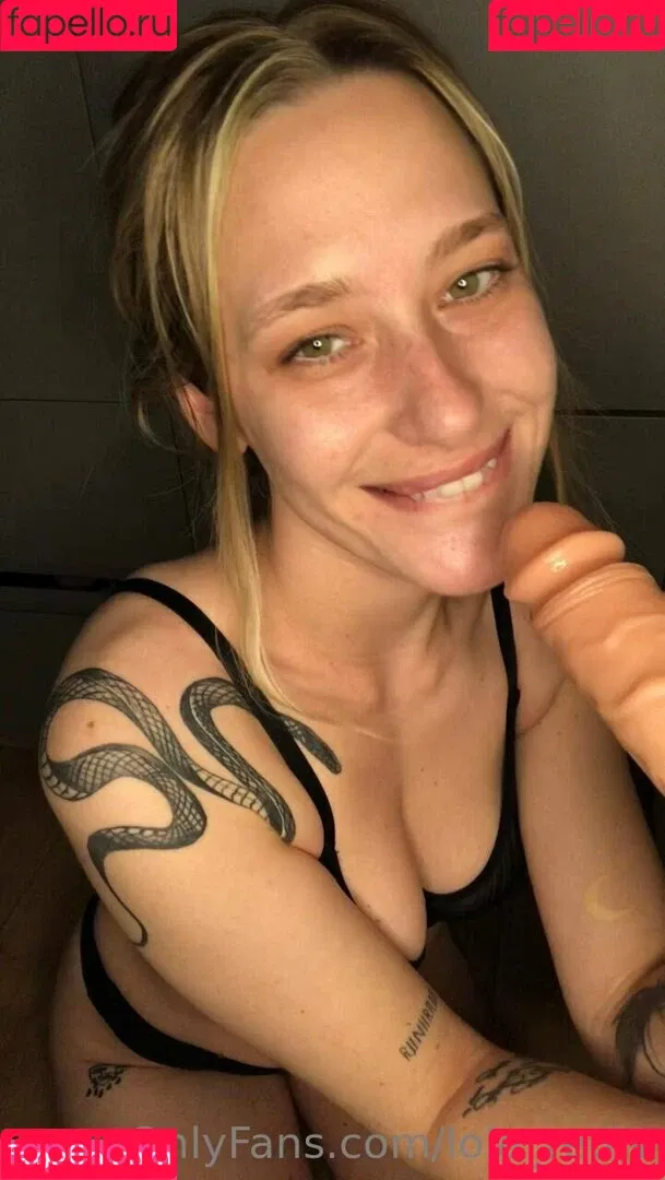 lola_redly Onlyfans Photo Gallery 