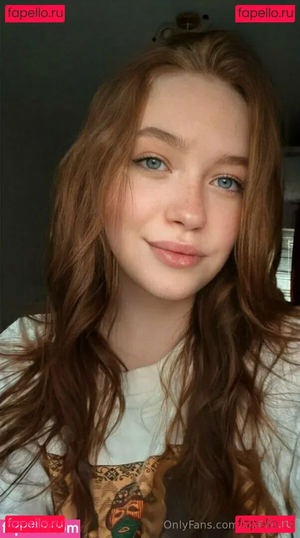 lola_redly Onlyfans Photo Gallery 