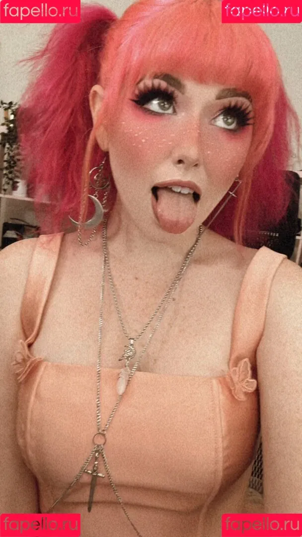 NotSaige Onlyfans Photo Gallery 