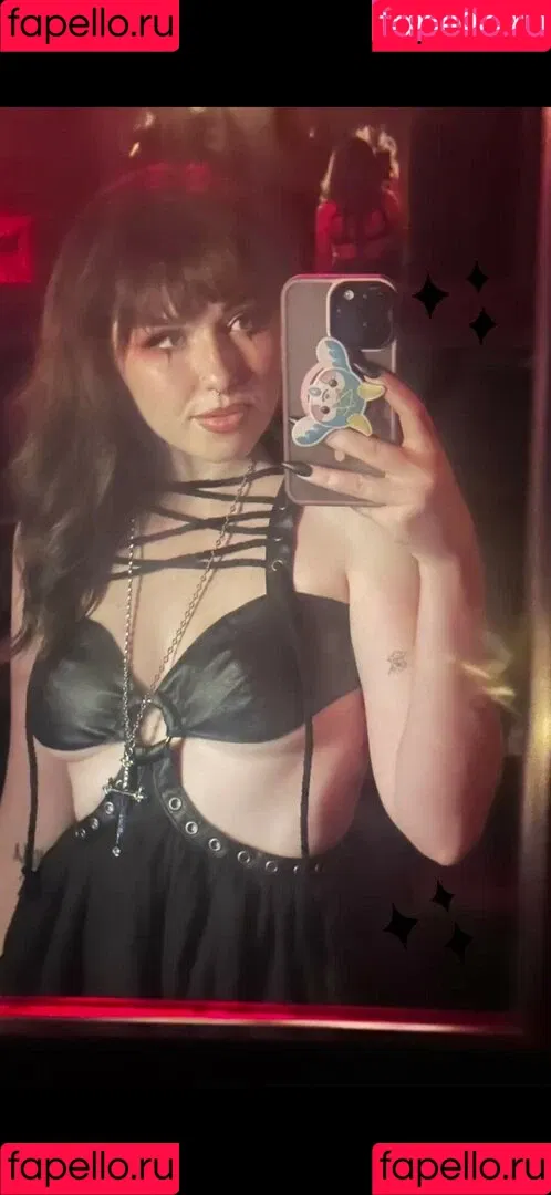 NotSaige Onlyfans Photo Gallery 