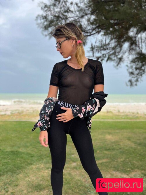 Sara Bell Nude Onlyfans Photo 29