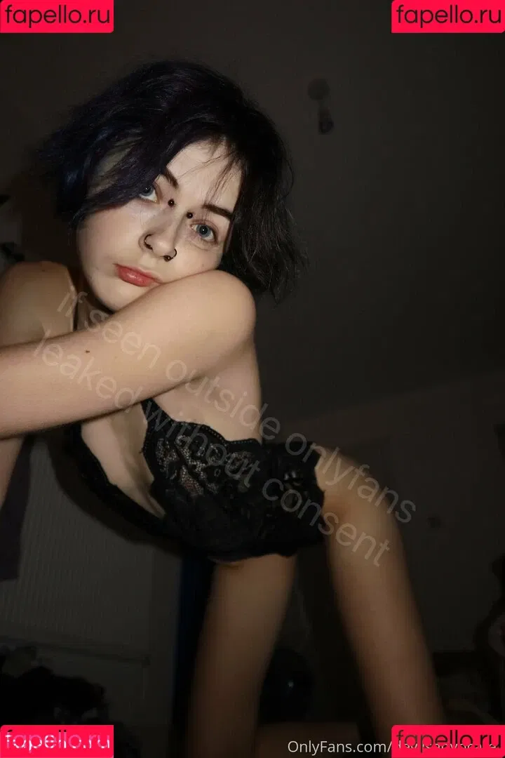 strawberryteeth Onlyfans Photo Gallery 