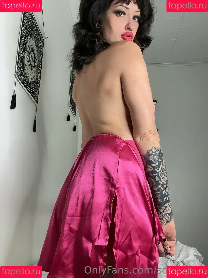 socio_hoe Onlyfans Photo Gallery 