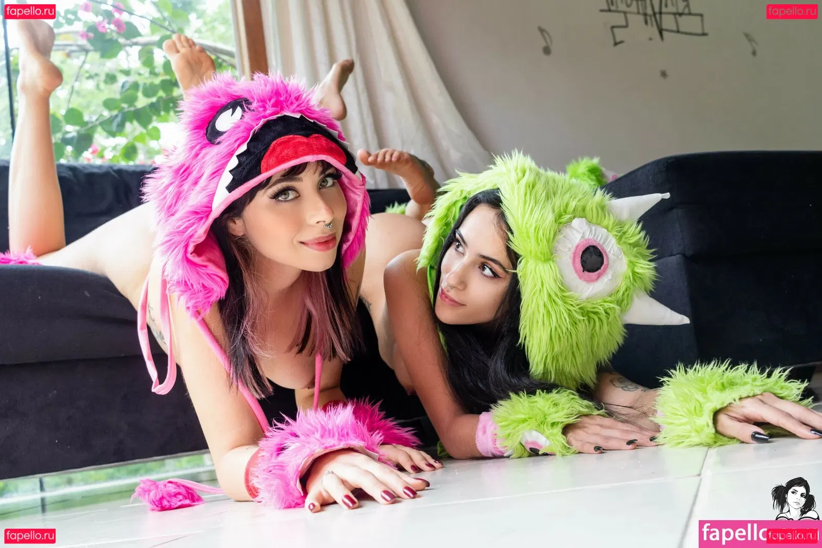 Sunnie Max Onlyfans Photo Gallery 