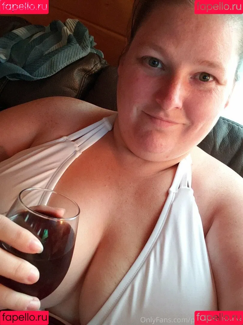 Princess Big Tits Onlyfans Photo Gallery 