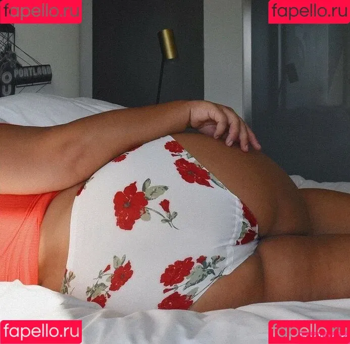 Nicole Denise Johansson Onlyfans Photo Gallery 