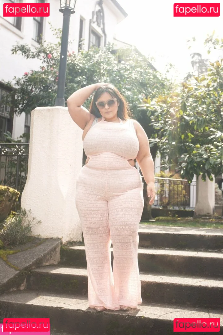 Nicole Denise Johansson Onlyfans Photo Gallery 