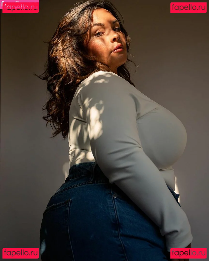 Nicole Denise Johansson Onlyfans Photo Gallery 