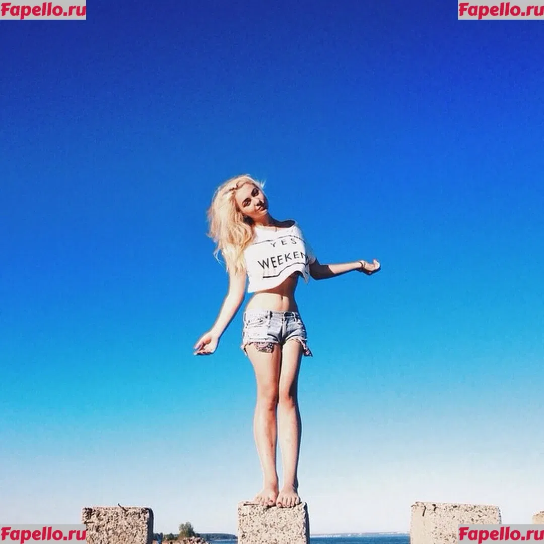 Eva Bogut Onlyfans Photo Gallery 