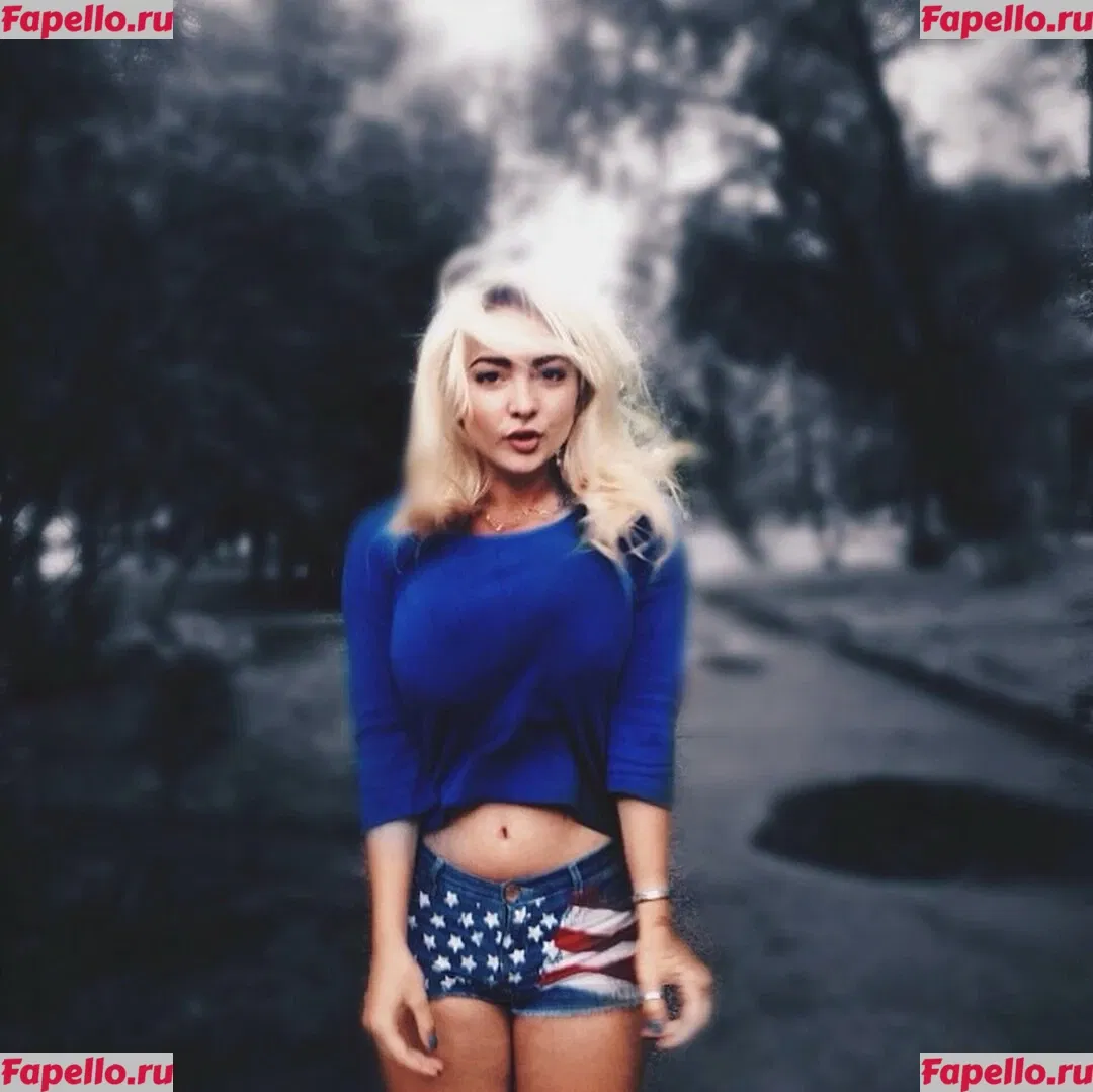 Eva Bogut Onlyfans Photo Gallery 